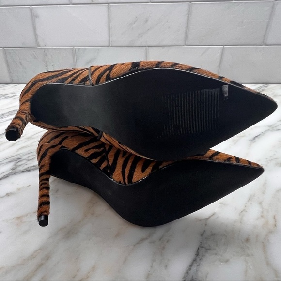 STEVE Madden Women's Via Stiletto Tiger Booties Various Sizes - Picture 11 of 14